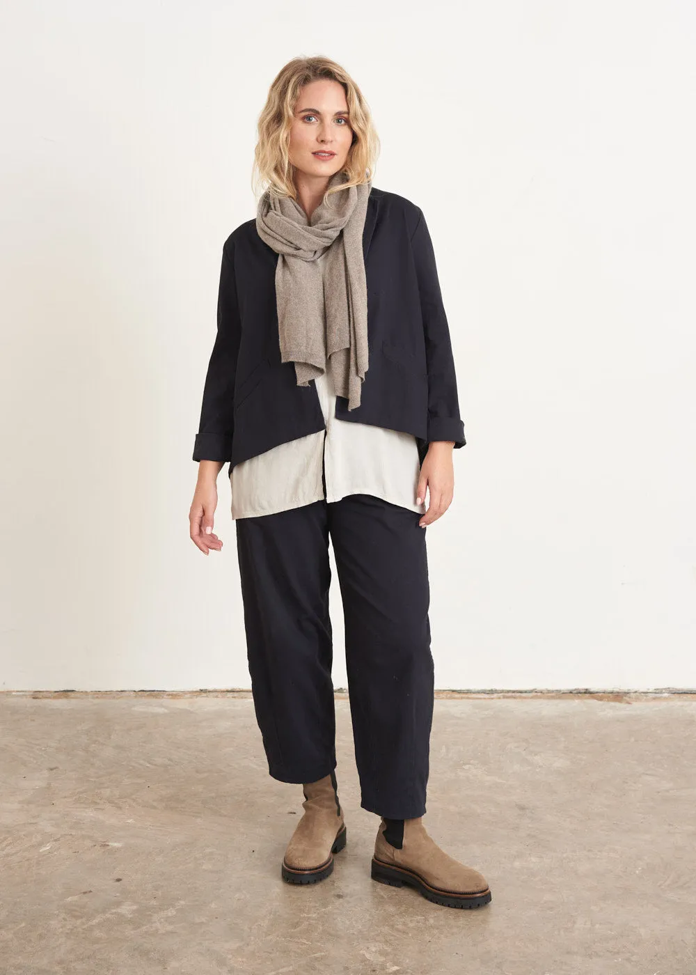 RACHEL SLEEVELESS TOP - OATMEAL