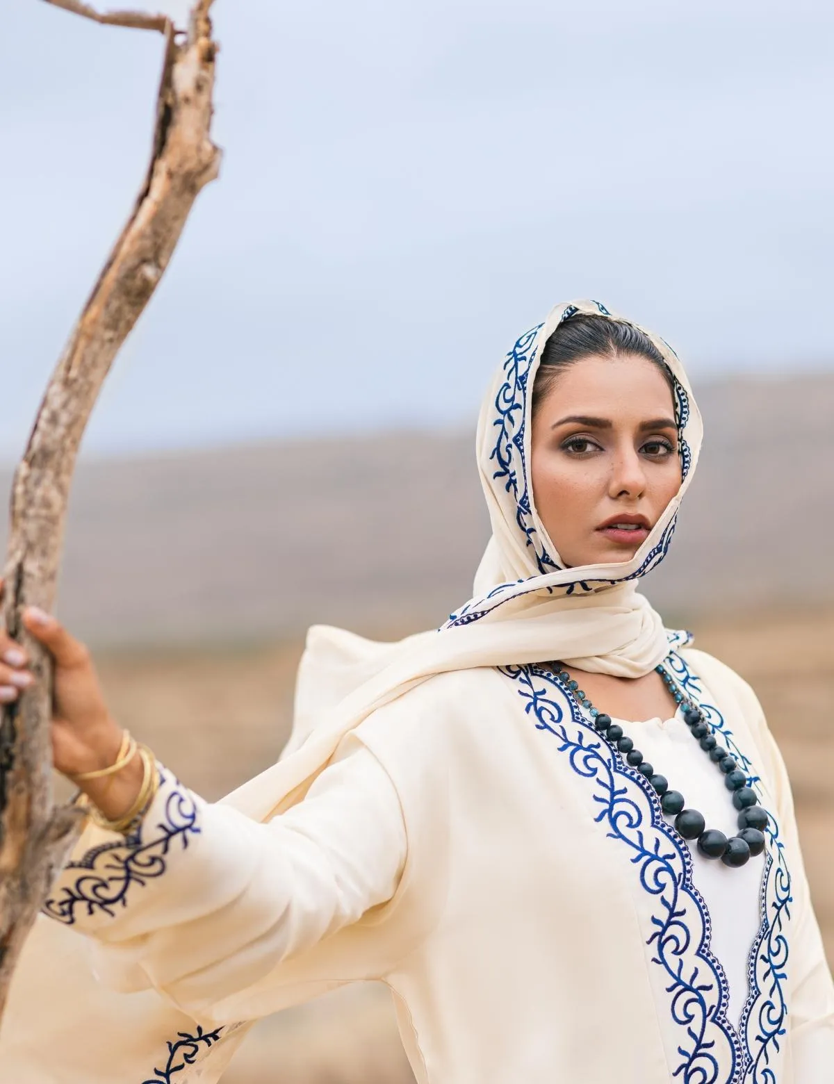TWILIGHT BEFORE THE DAWN ABAYA