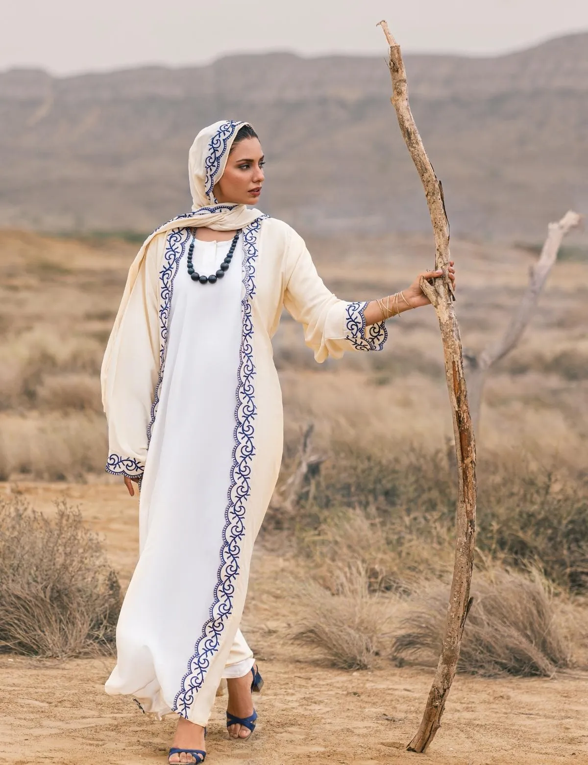 TWILIGHT BEFORE THE DAWN ABAYA
