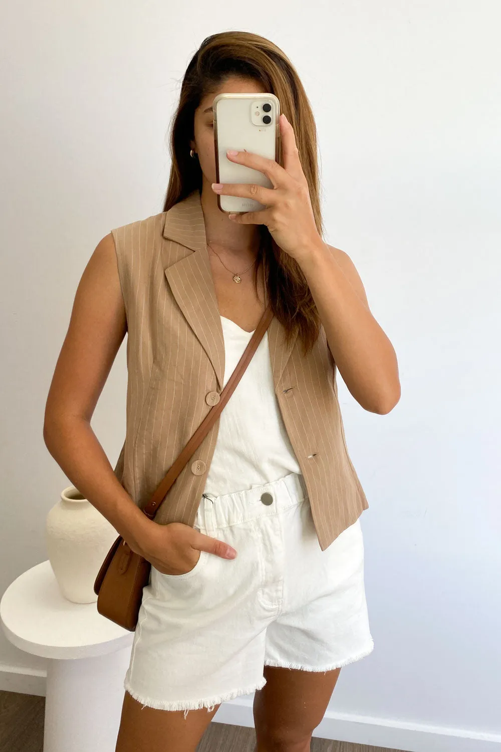 Veda Vest